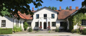 Отель Borregården Bed & Breakfast  Буррбю